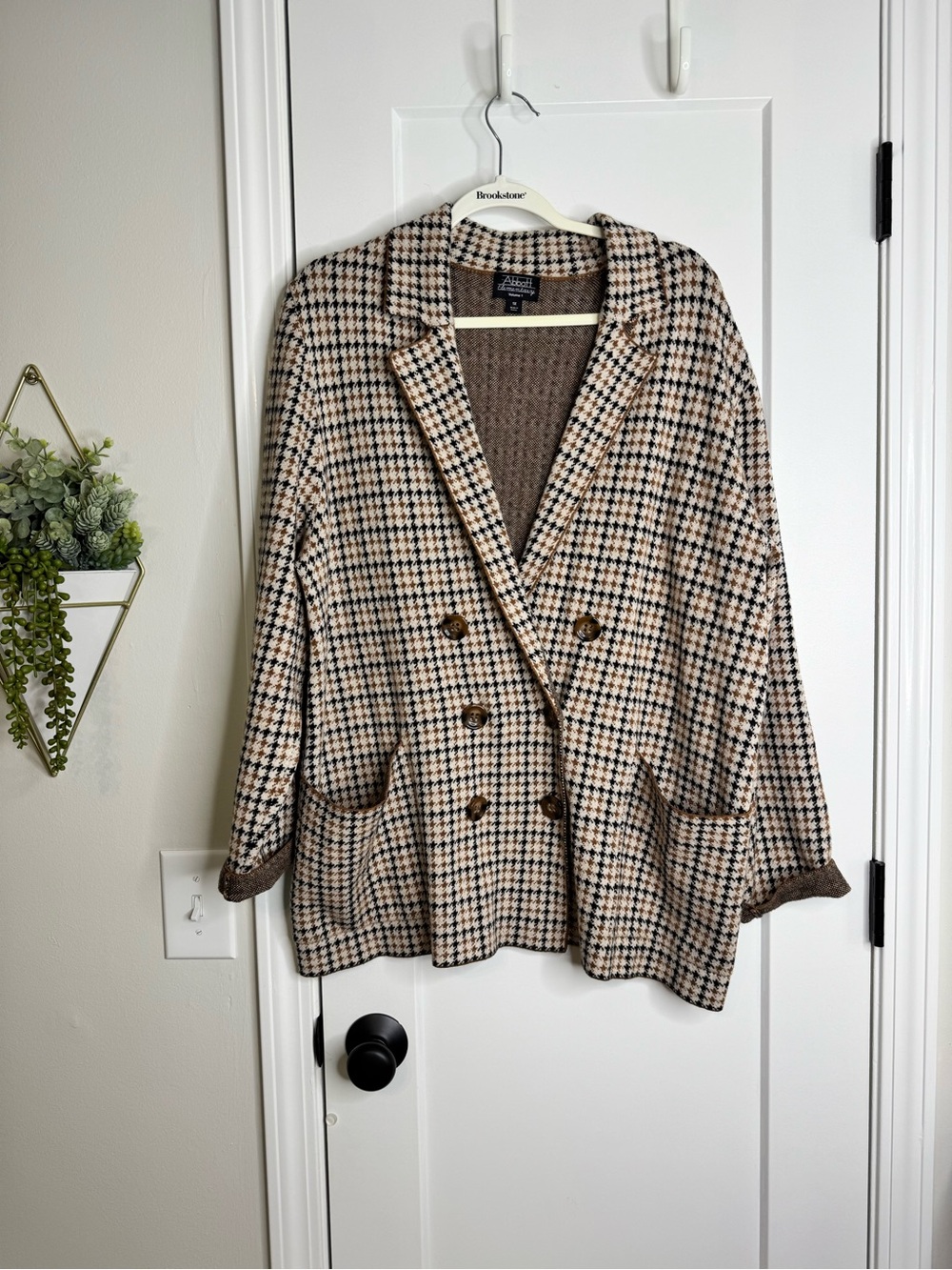 Abbott Elementary Houndstooth Knit Blazer